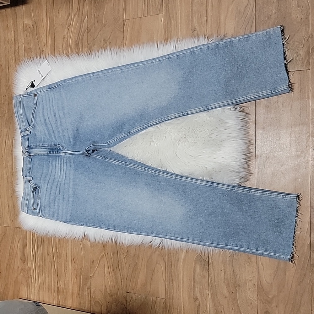 RE/DONE | High Rise 70's Straight Jeans W/Raw Hem - Picture 5 of 12